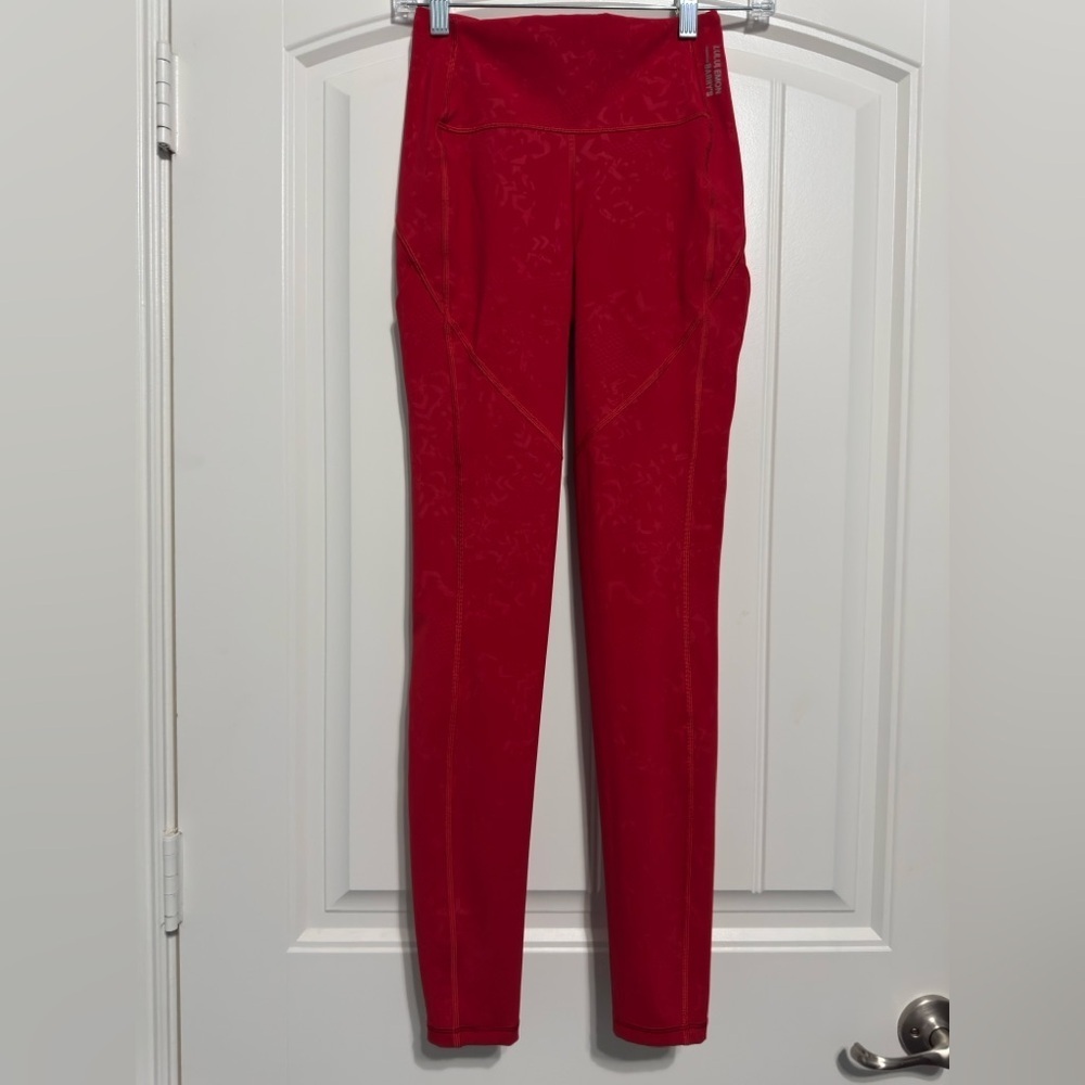 Lululemon Stronger as One Tight 28" lululemon X Barrys Bootcamp Emboss Dark Red